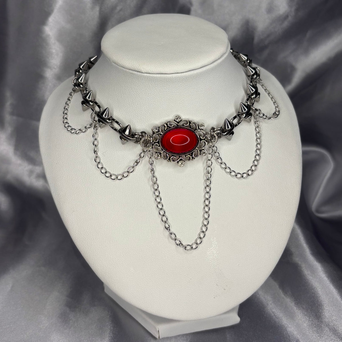 Vampiress Spike Choker