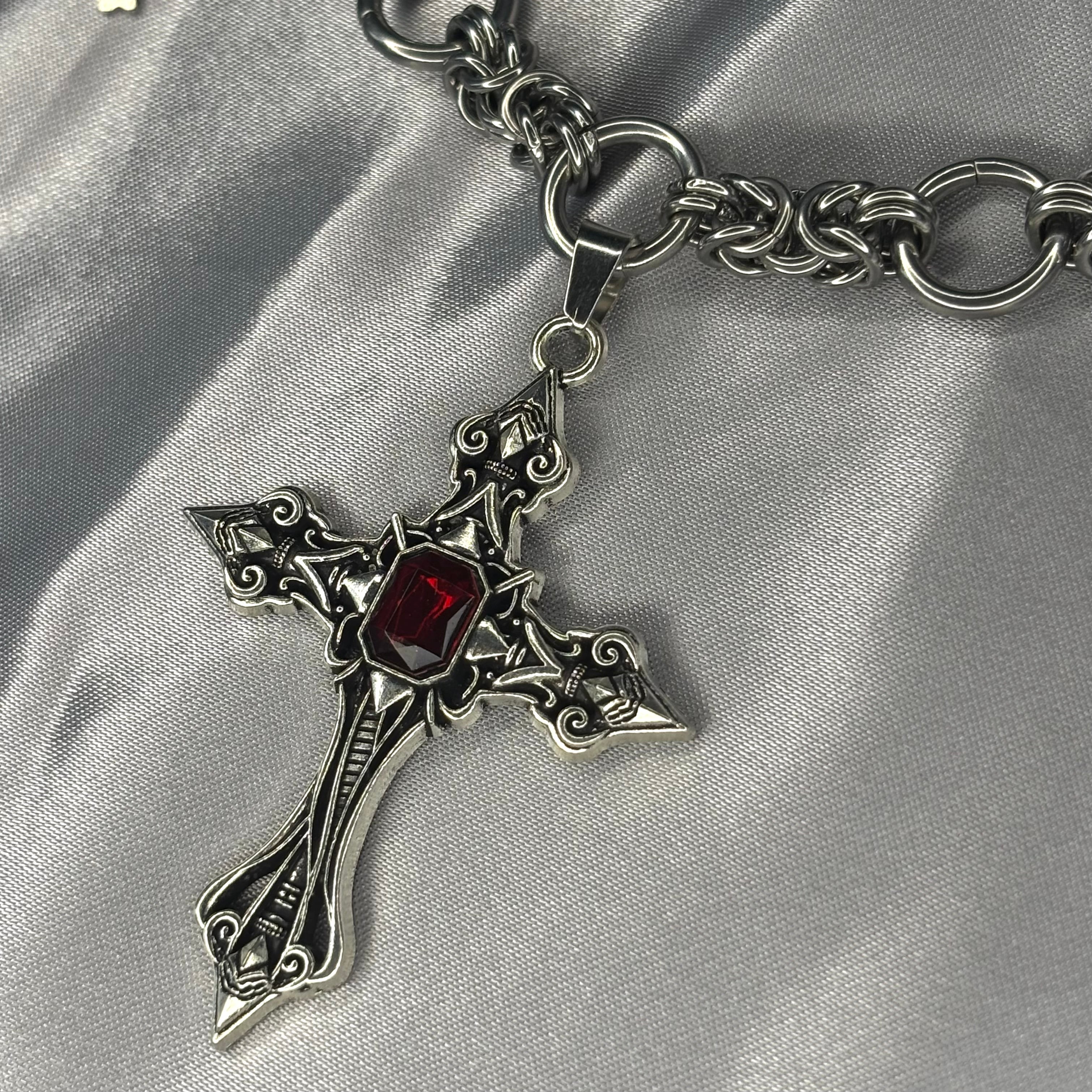 Vespera Chainmail Necklace