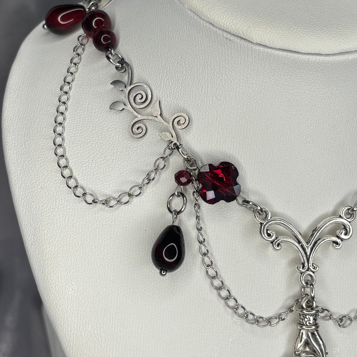 Annora Necklace