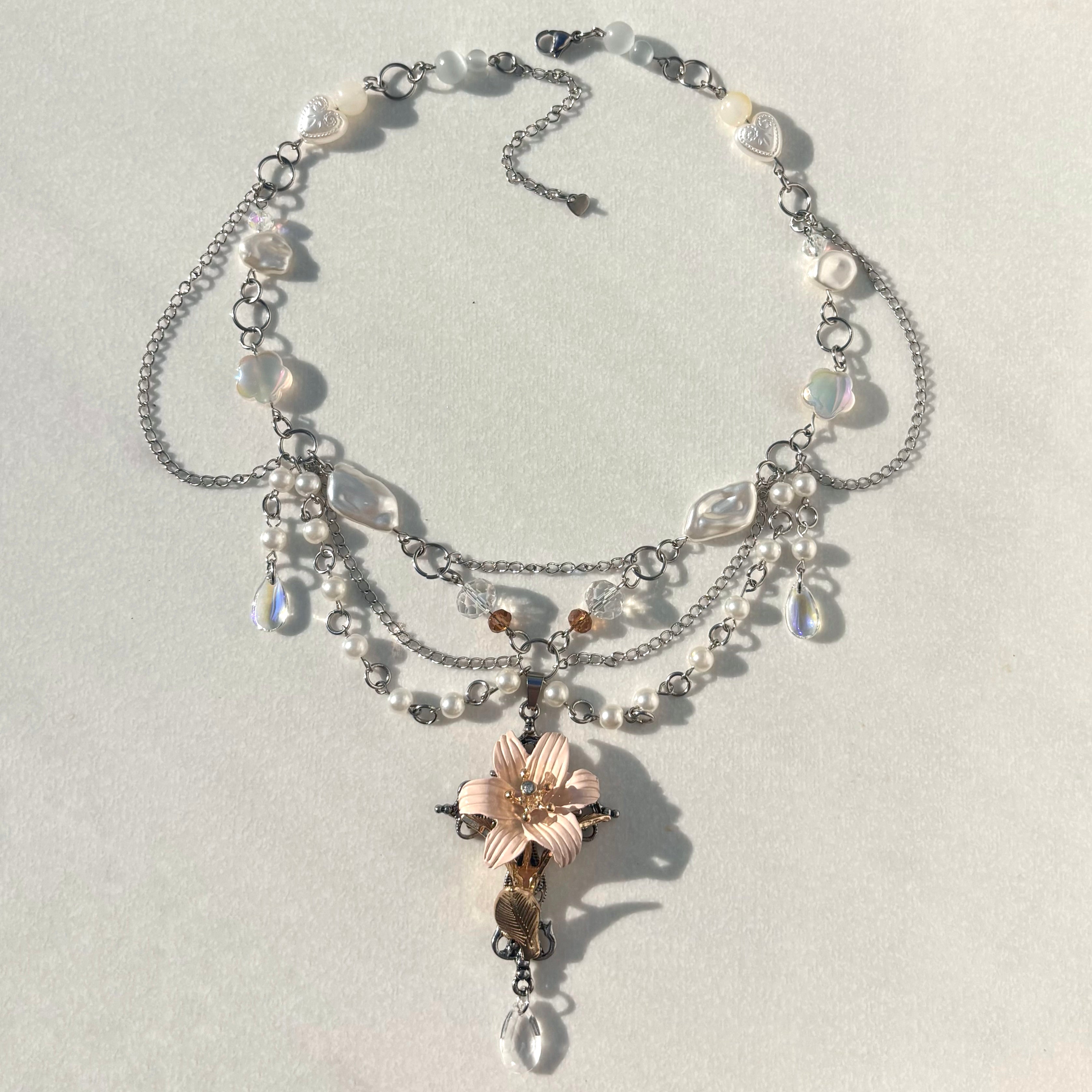 Lilly Necklace