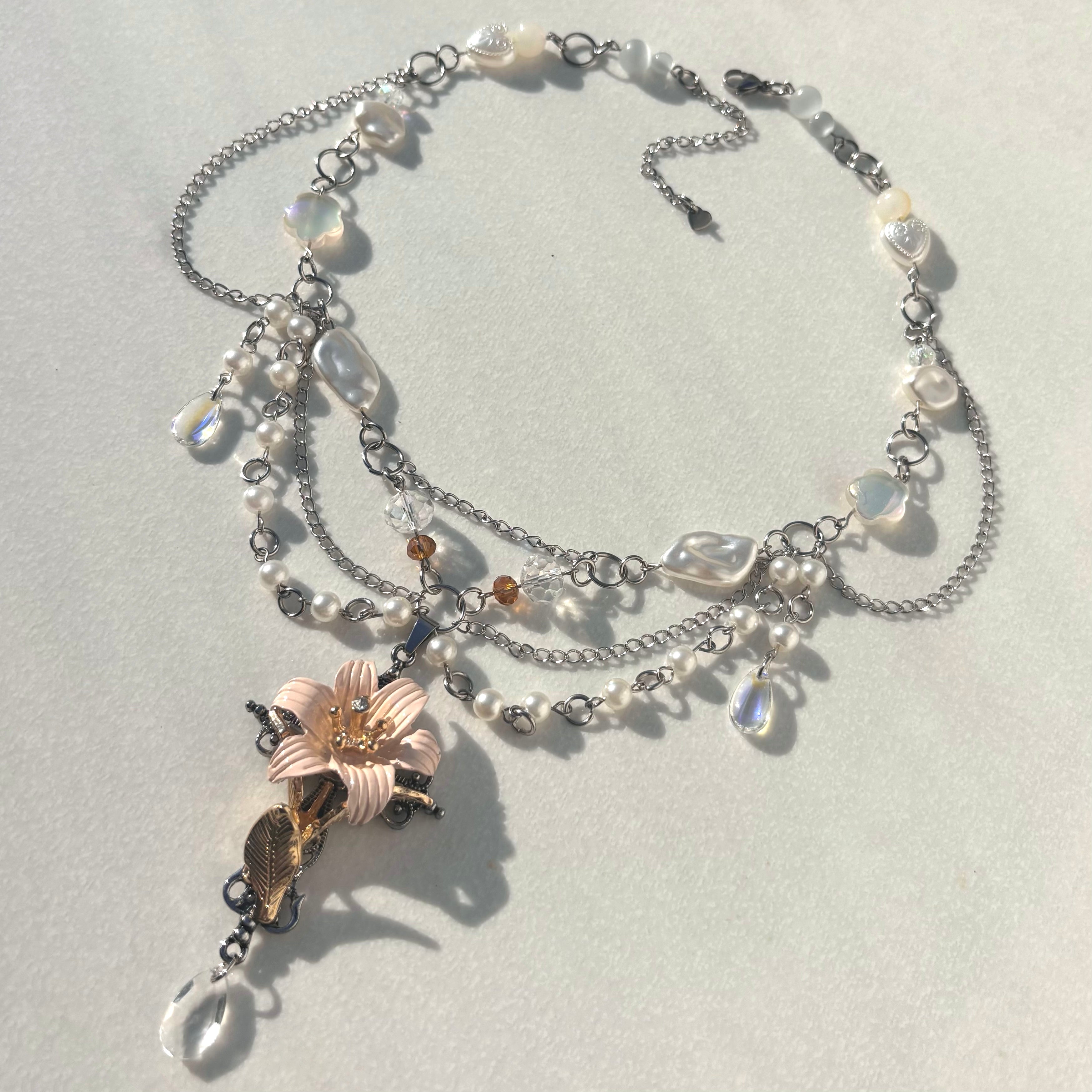 Lilly Necklace
