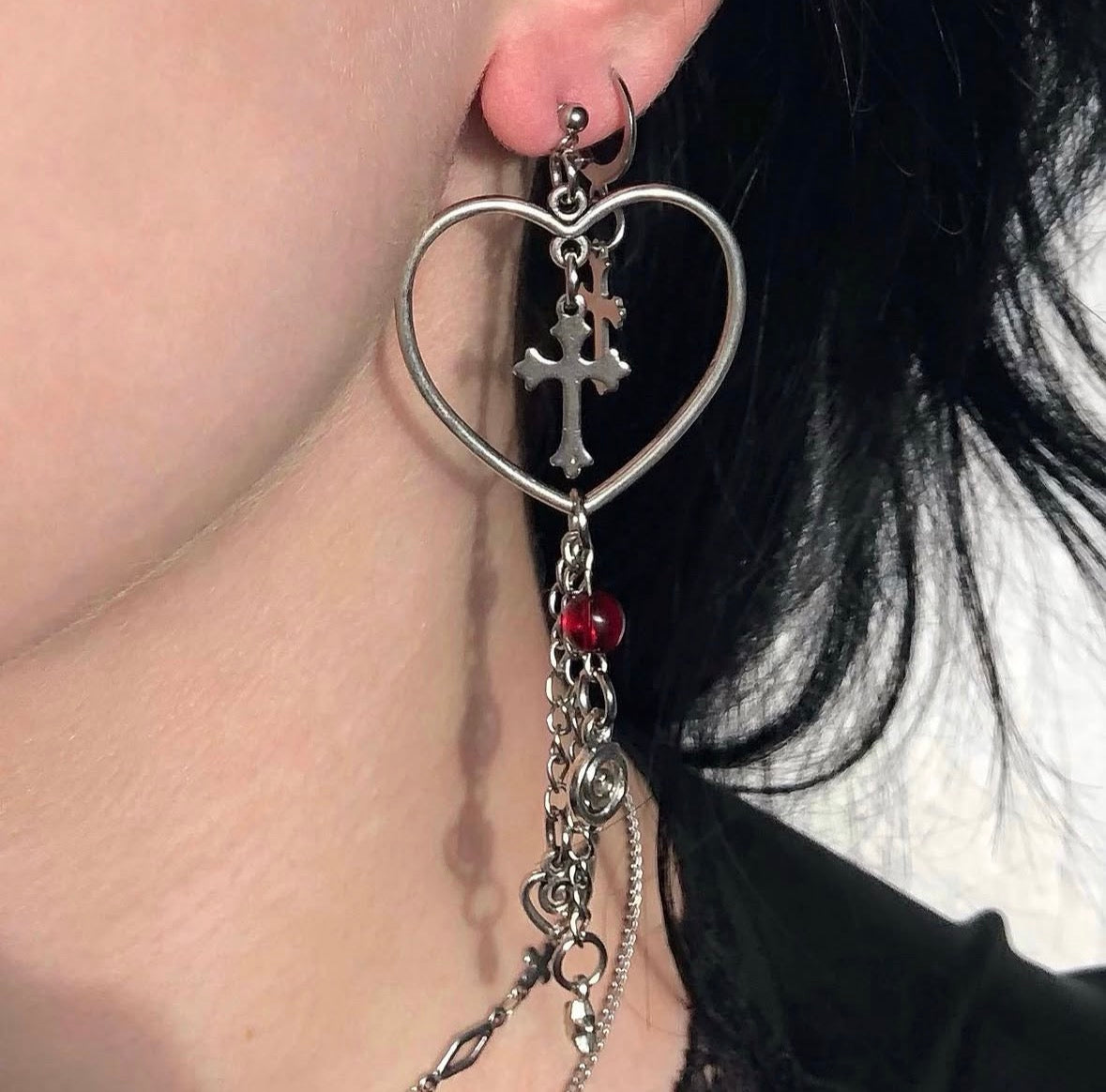 Victoria Heart Earrings