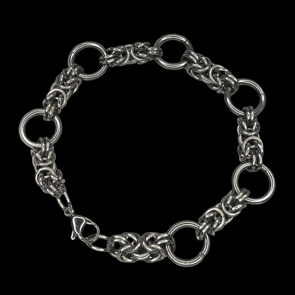 Bold Chainmail Bracelet