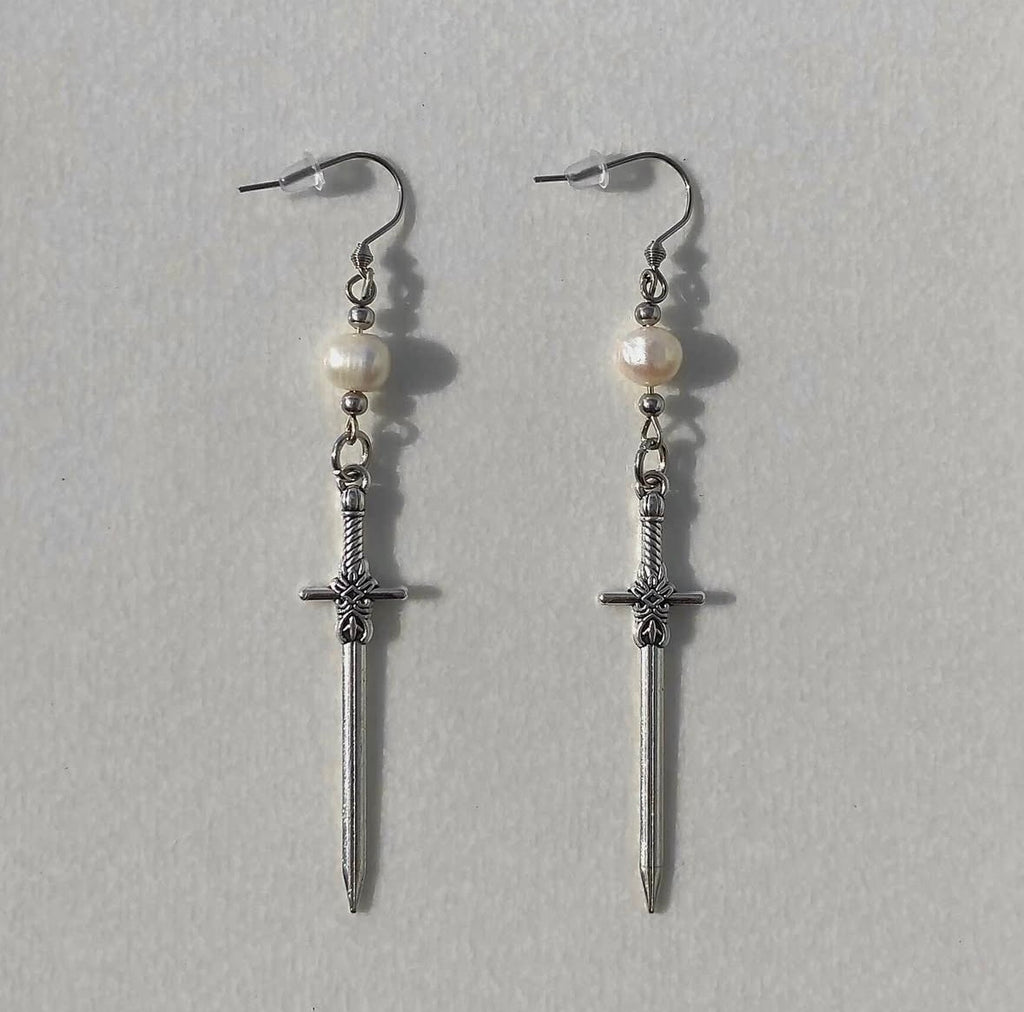 Almacia Earrings