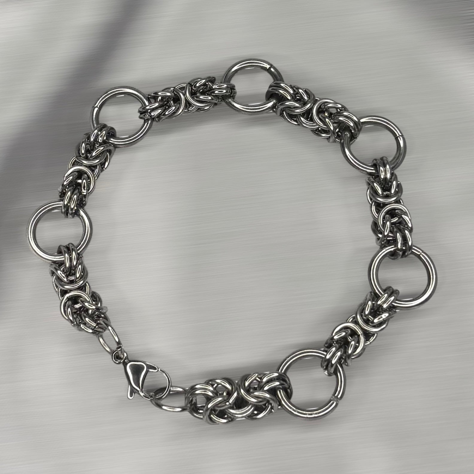 Bold Chainmail Bracelet